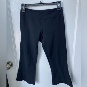 Vintage Lululemon boogie crop black size 6